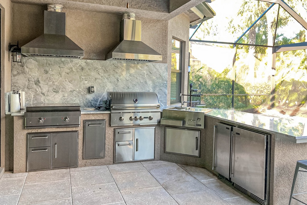 Foy Project Outdoor Kitchen